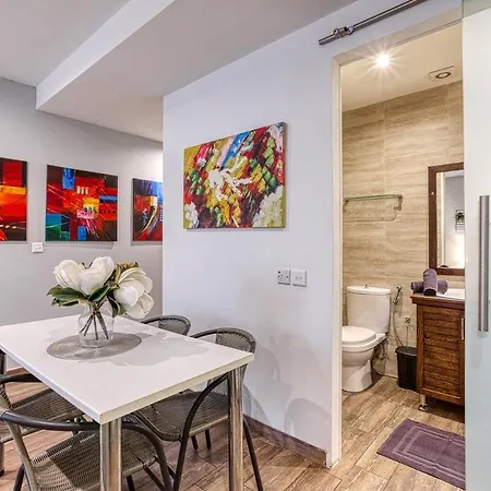 Apartment Stylish In The Heart Of The