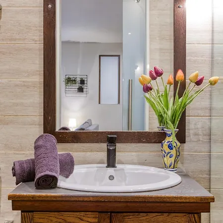 Stylish In The Heart Of The Apartamento